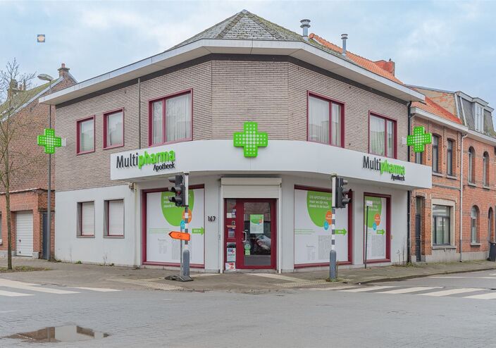 Gemengd gebouw te koop in WILLEBROEK